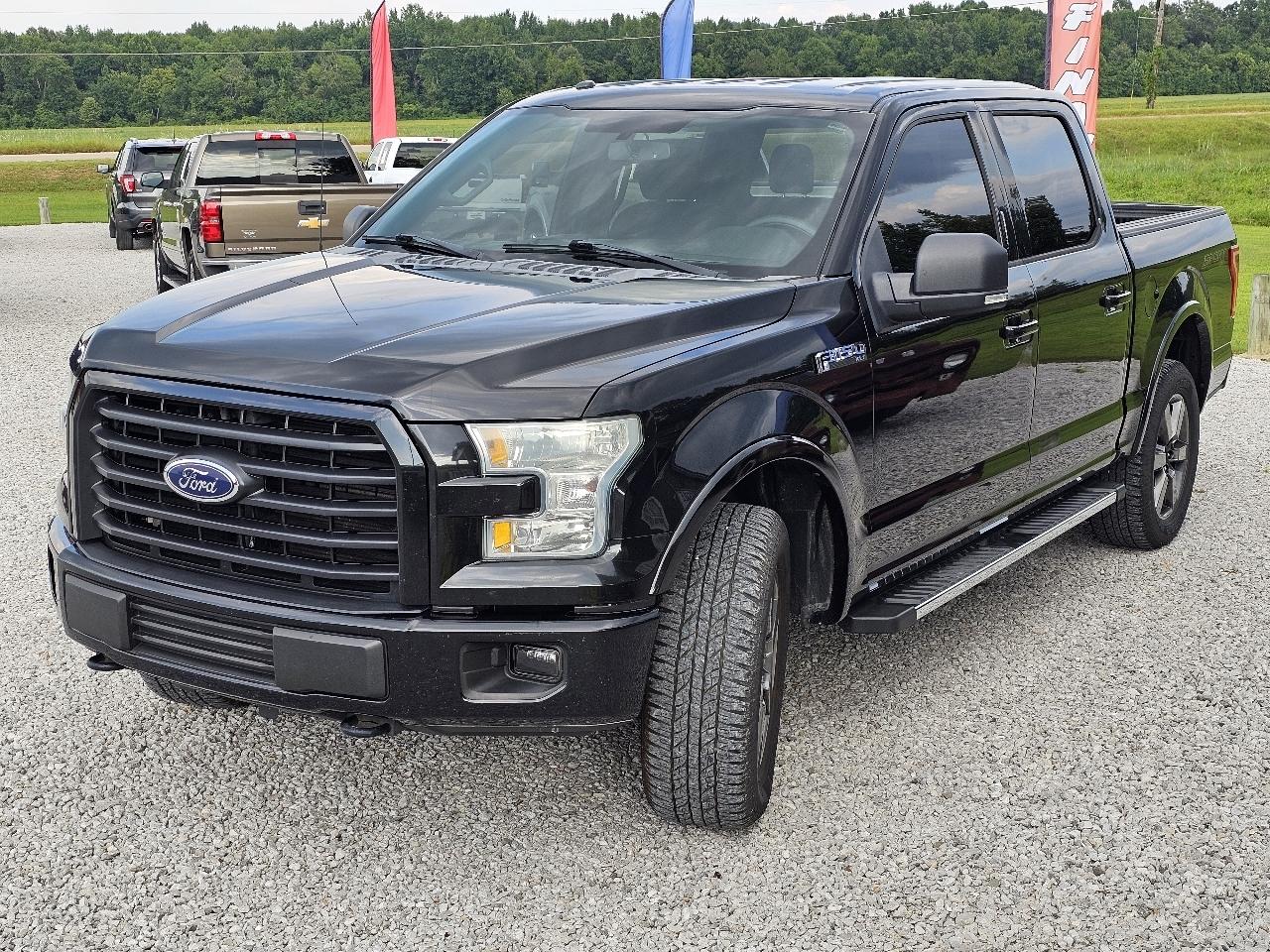 Ford F-150 XLT SuperCrew 5.5-ft. Bed 4WD 2015