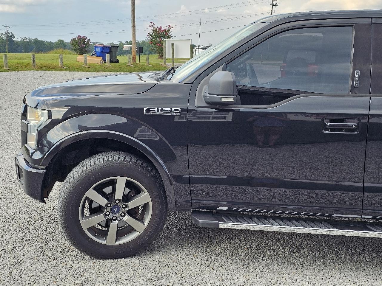 Ford F-150 XLT SuperCrew 5.5-ft. Bed 4WD 2015
