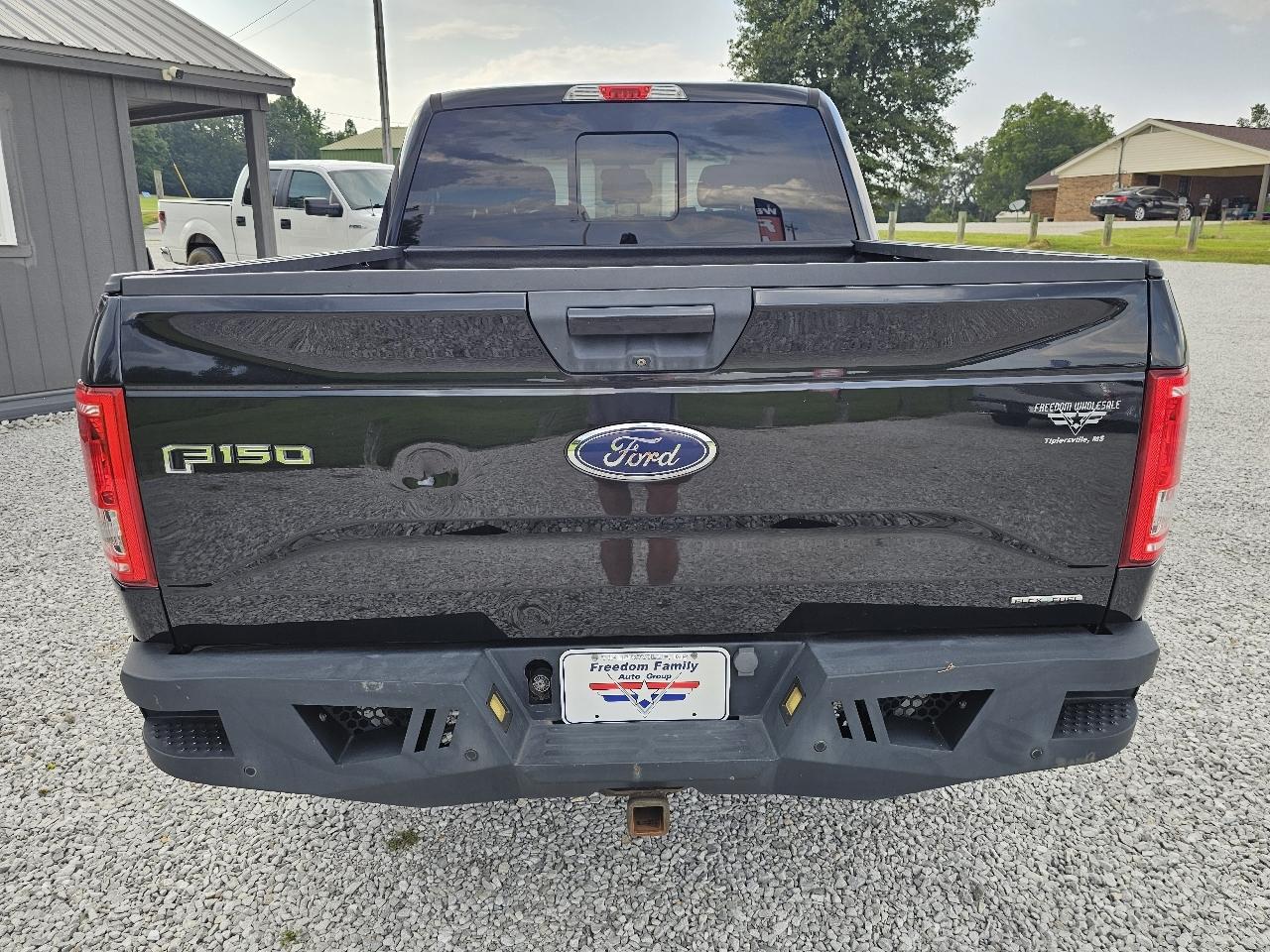 Ford F-150 XLT SuperCrew 5.5-ft. Bed 4WD 2015