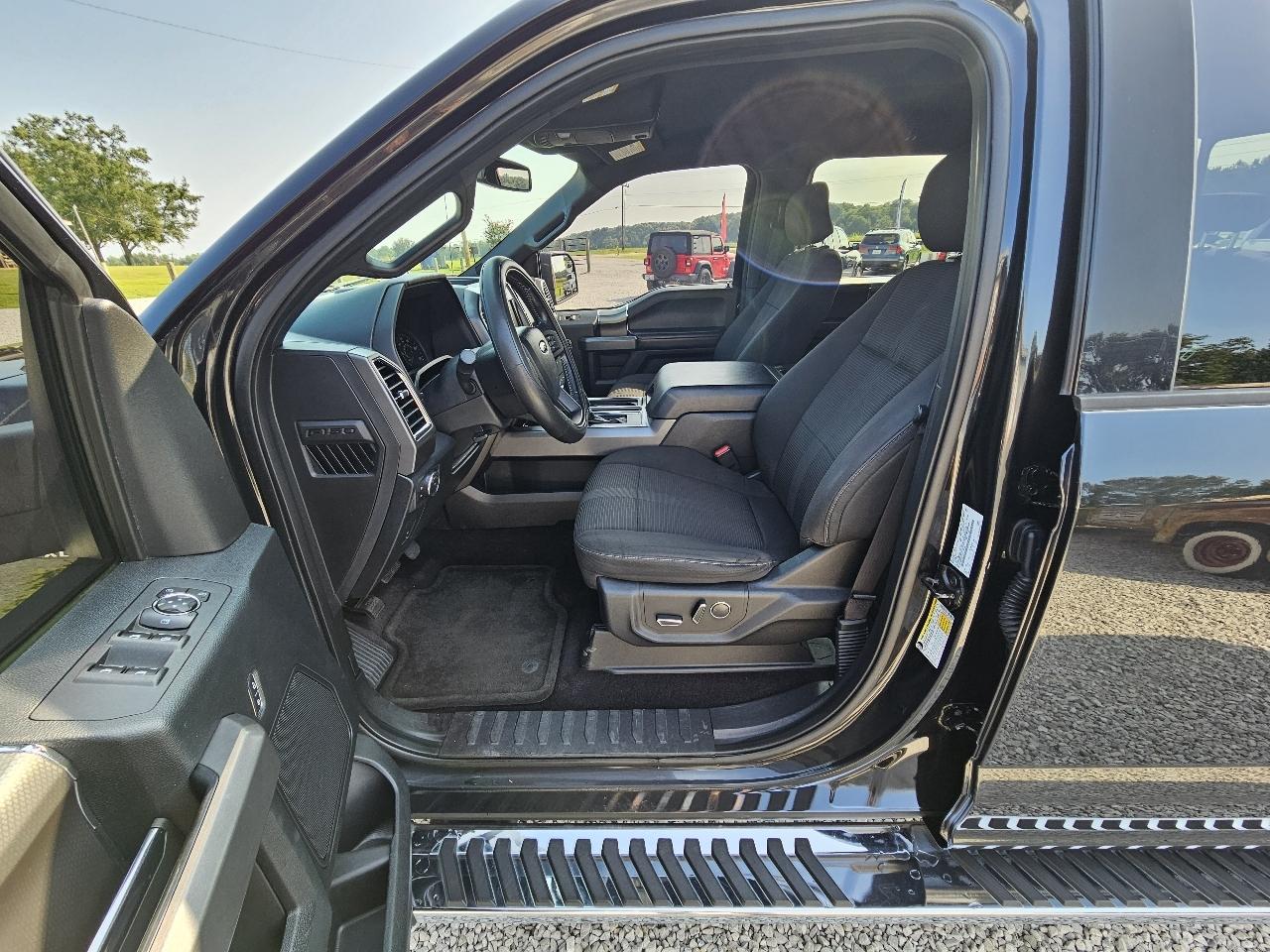 Ford F-150 XLT SuperCrew 5.5-ft. Bed 4WD 2015