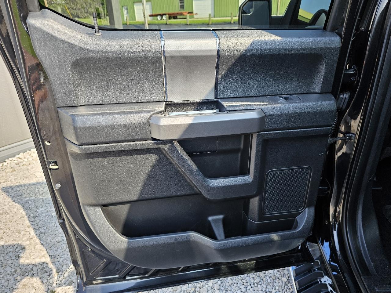 Ford F-150 XLT SuperCrew 5.5-ft. Bed 4WD 2015