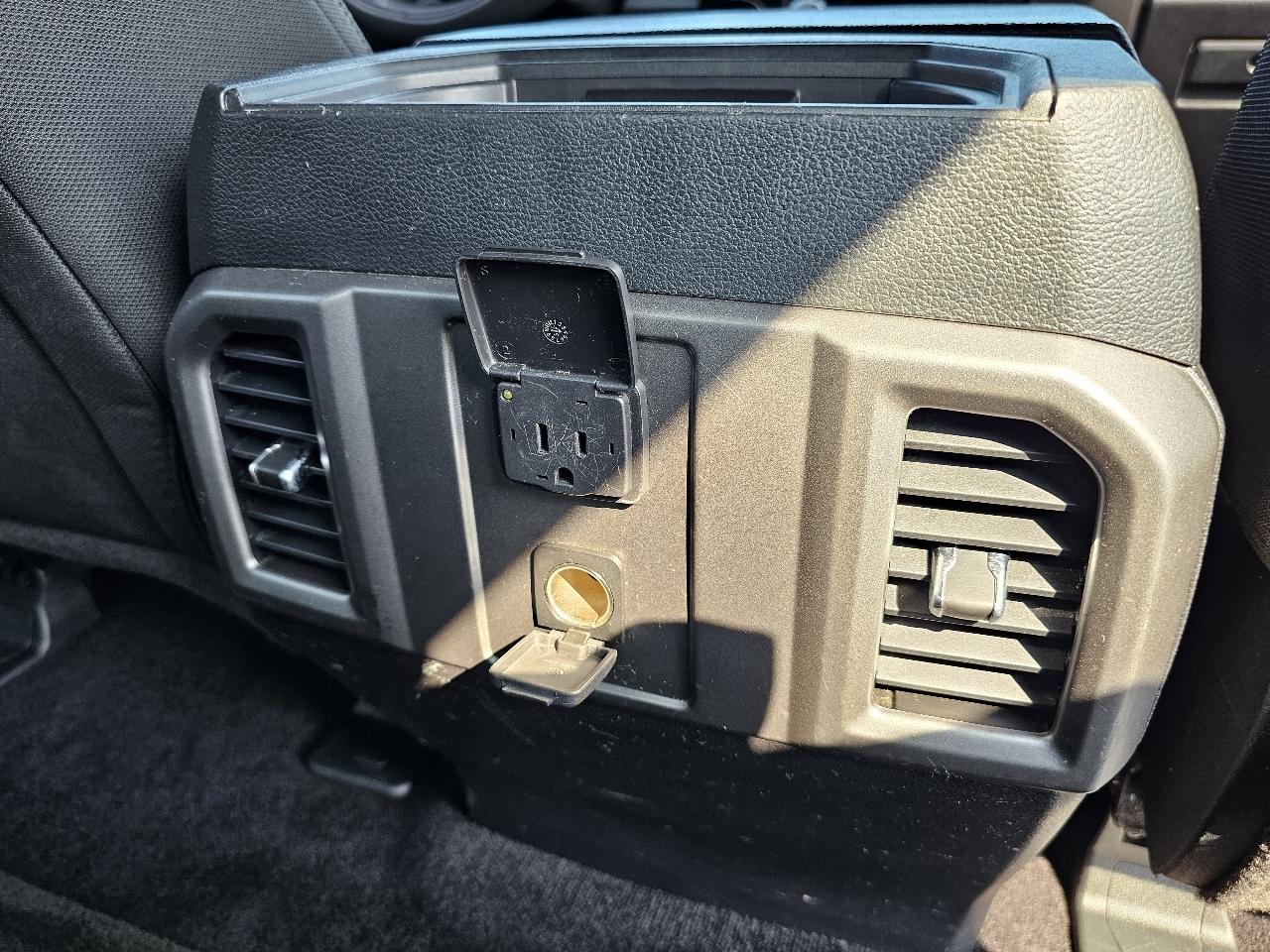 Ford F-150 XLT SuperCrew 5.5-ft. Bed 4WD 2015