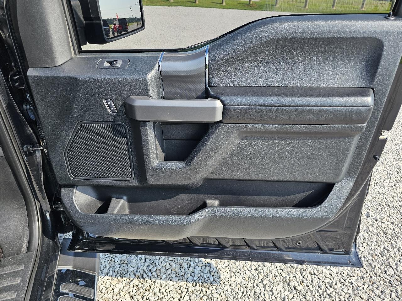 Ford F-150 XLT SuperCrew 5.5-ft. Bed 4WD 2015