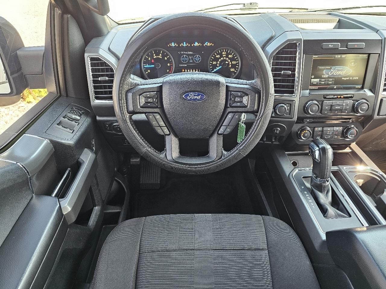 Ford F-150 XLT SuperCrew 5.5-ft. Bed 4WD 2015