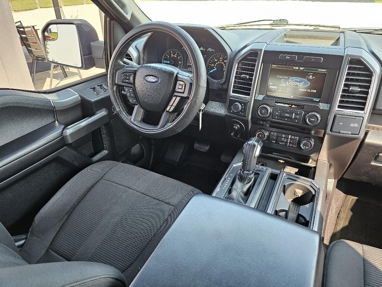 Ford F-150 XLT SuperCrew 5.5-ft. Bed 4WD 2015
