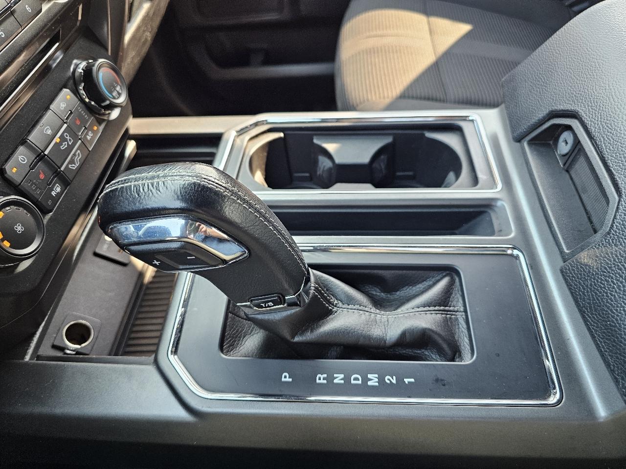 Ford F-150 XLT SuperCrew 5.5-ft. Bed 4WD 2015