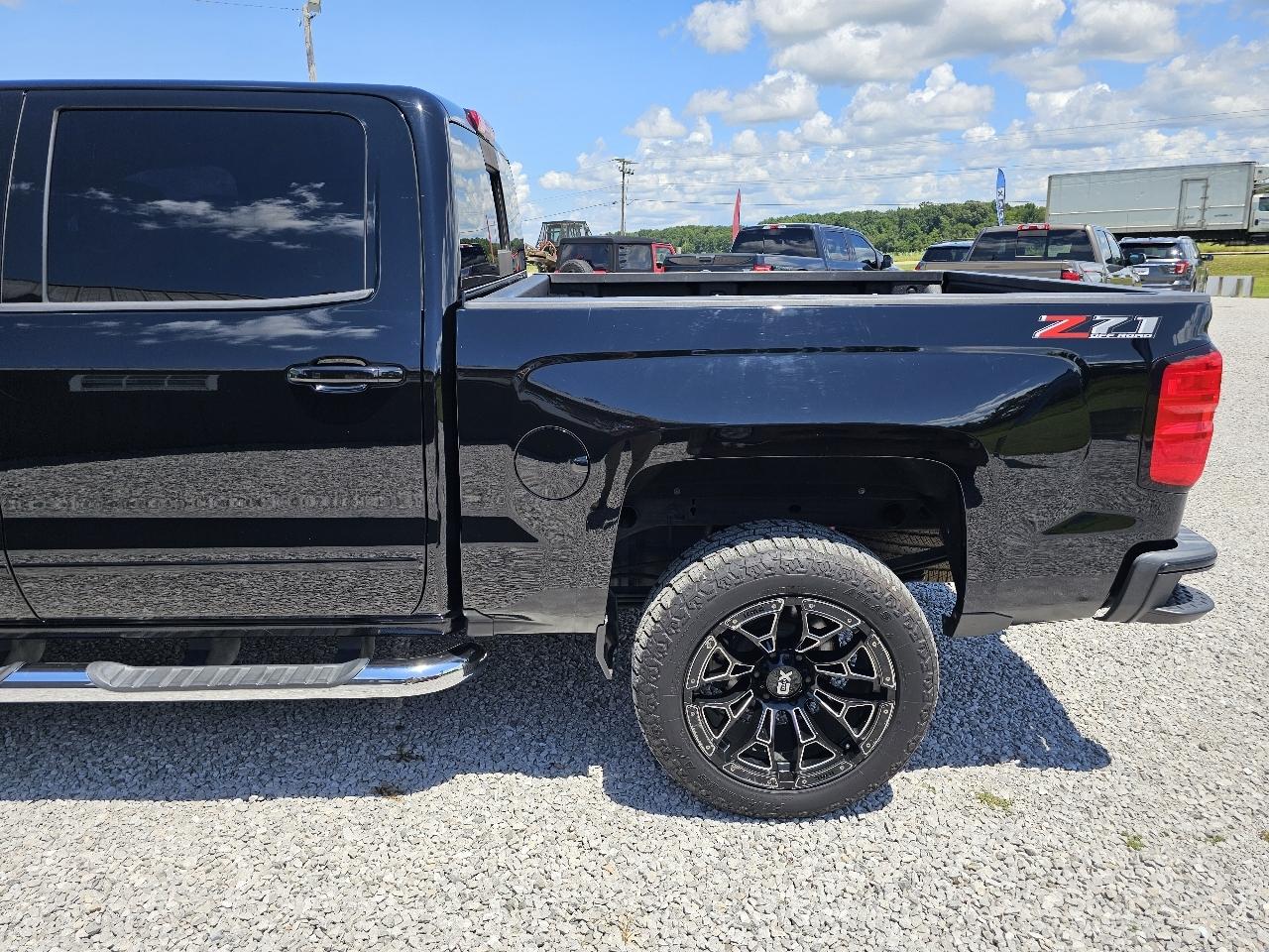 Chevrolet Silverado 1500 LT Z71 Crew Cab 4WD 2018