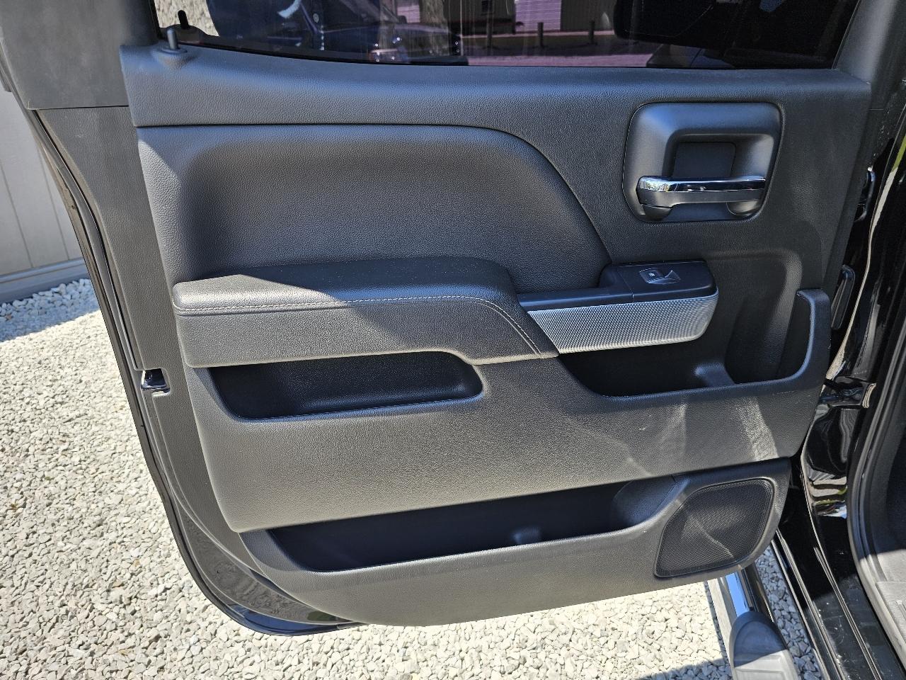 Chevrolet Silverado 1500 LT Z71 Crew Cab 4WD 2018