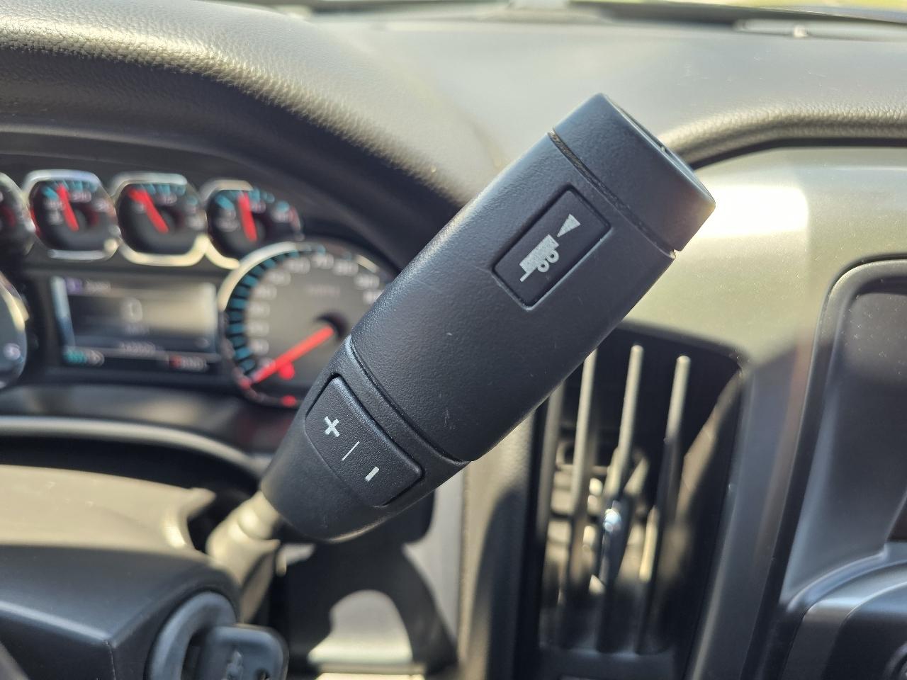 Chevrolet Silverado 1500 LT Z71 Crew Cab 4WD 2018