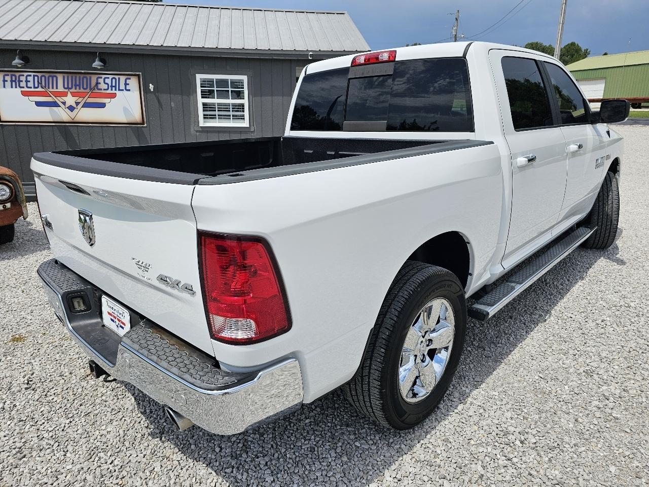 RAM 1500 Big Horn Crew Cab 4WD 2017
