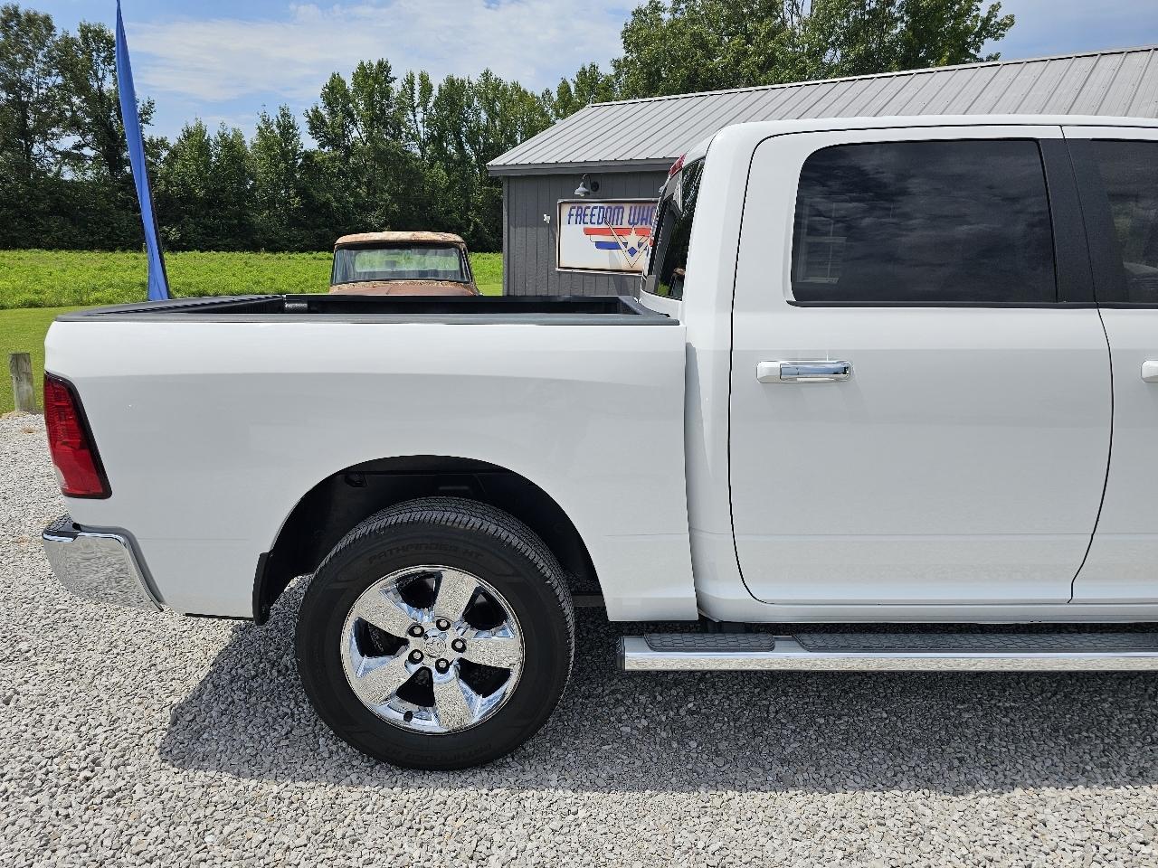 RAM 1500 Big Horn Crew Cab 4WD 2017
