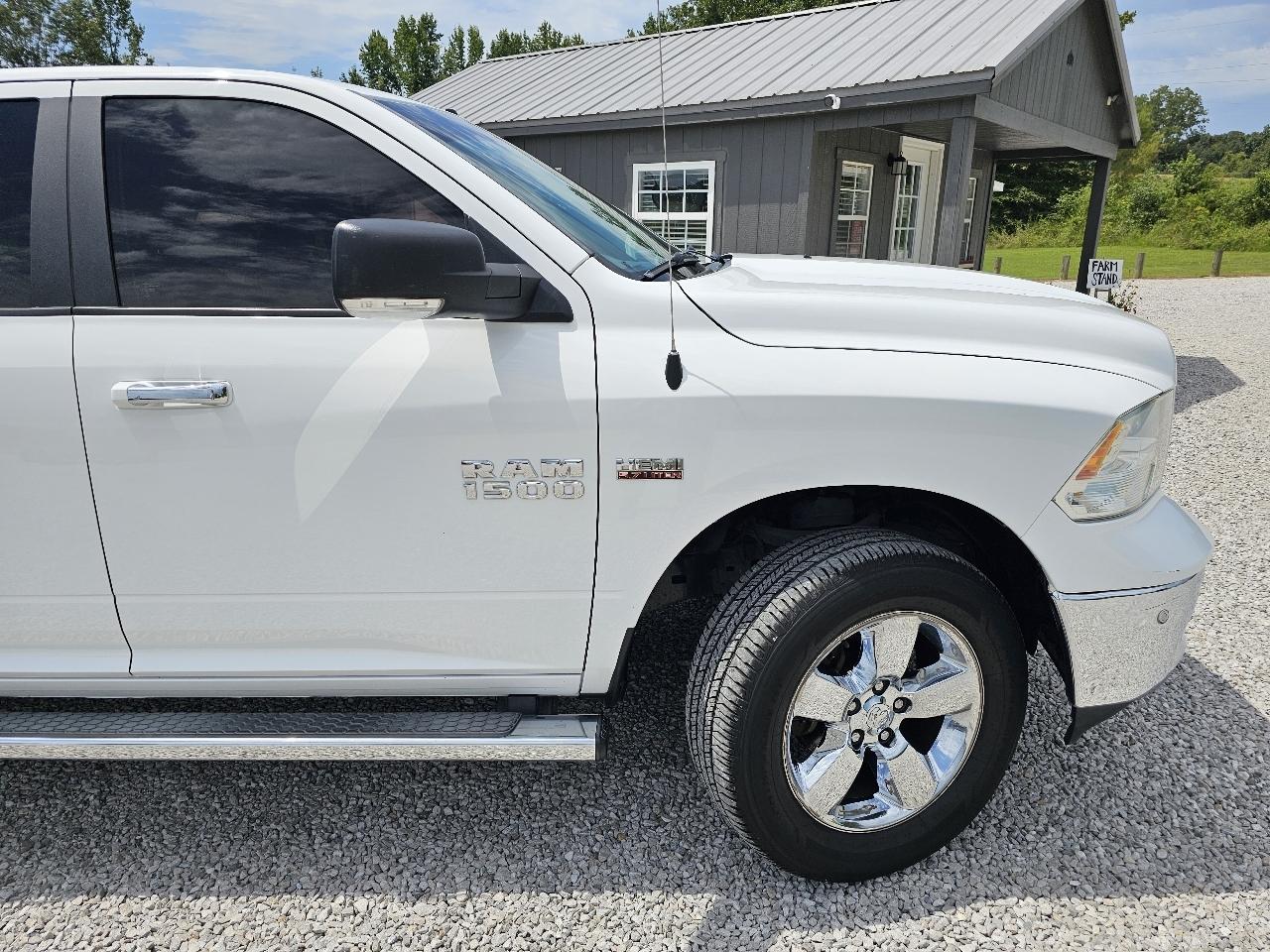 RAM 1500 Big Horn Crew Cab 4WD 2017