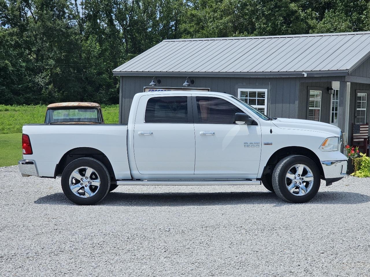 RAM 1500 Big Horn Crew Cab 4WD 2017