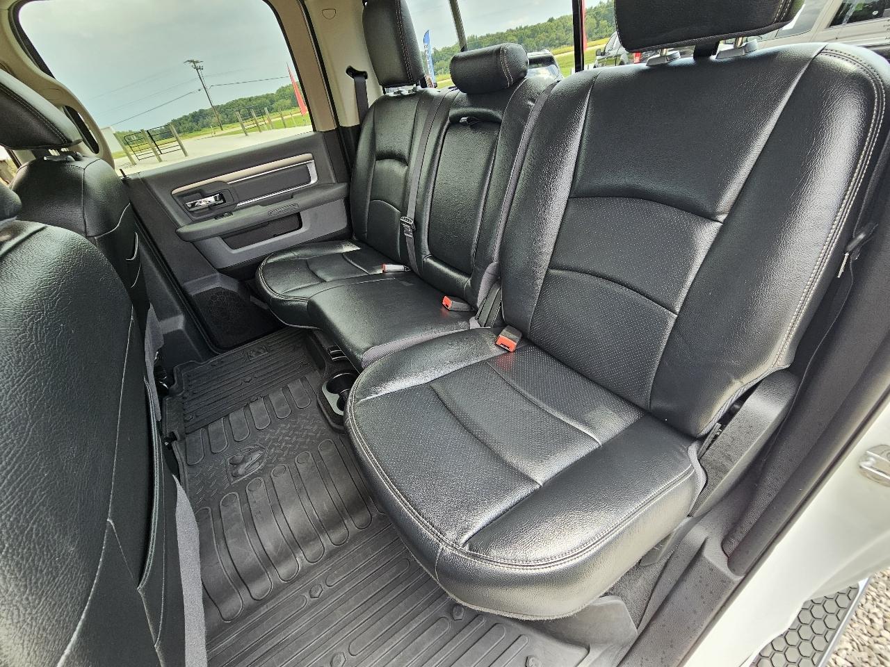 RAM 1500 Big Horn Crew Cab 4WD 2017