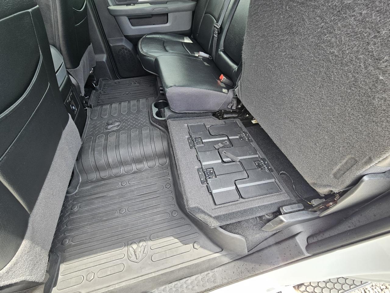 RAM 1500 Big Horn Crew Cab 4WD 2017
