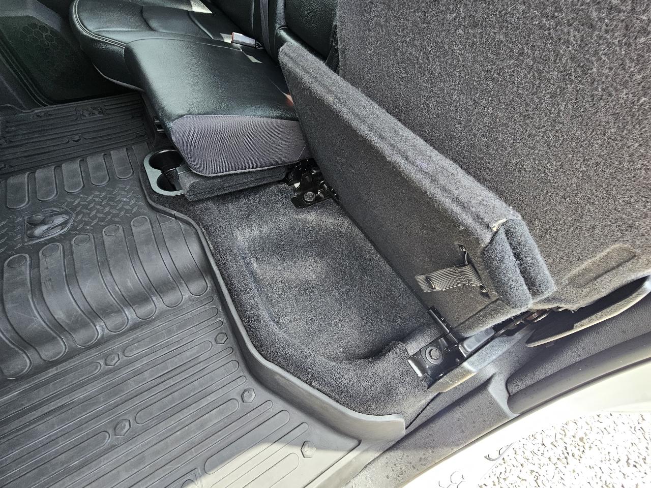 RAM 1500 Big Horn Crew Cab 4WD 2017