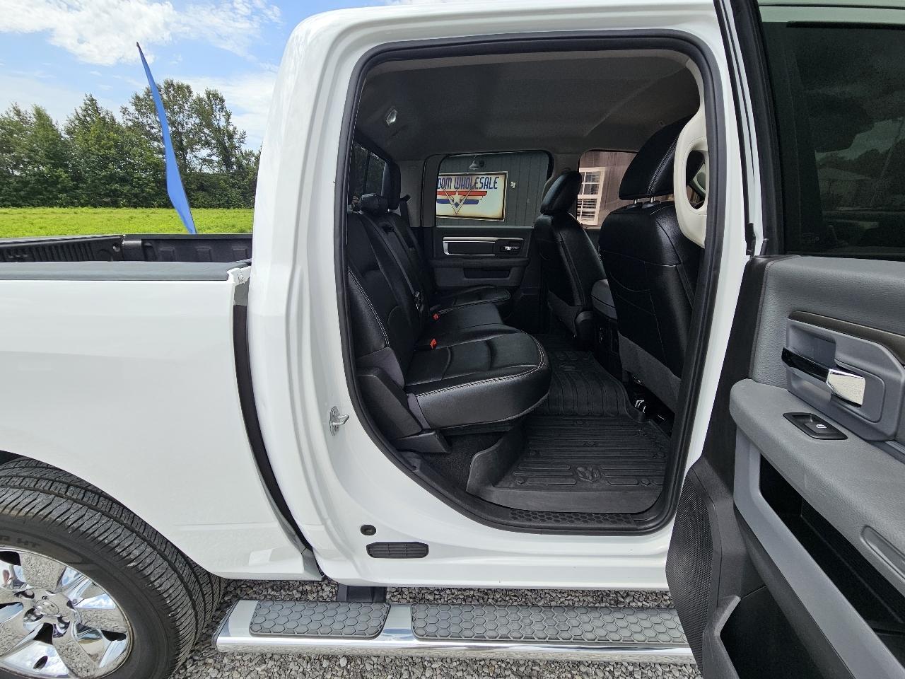RAM 1500 Big Horn Crew Cab 4WD 2017
