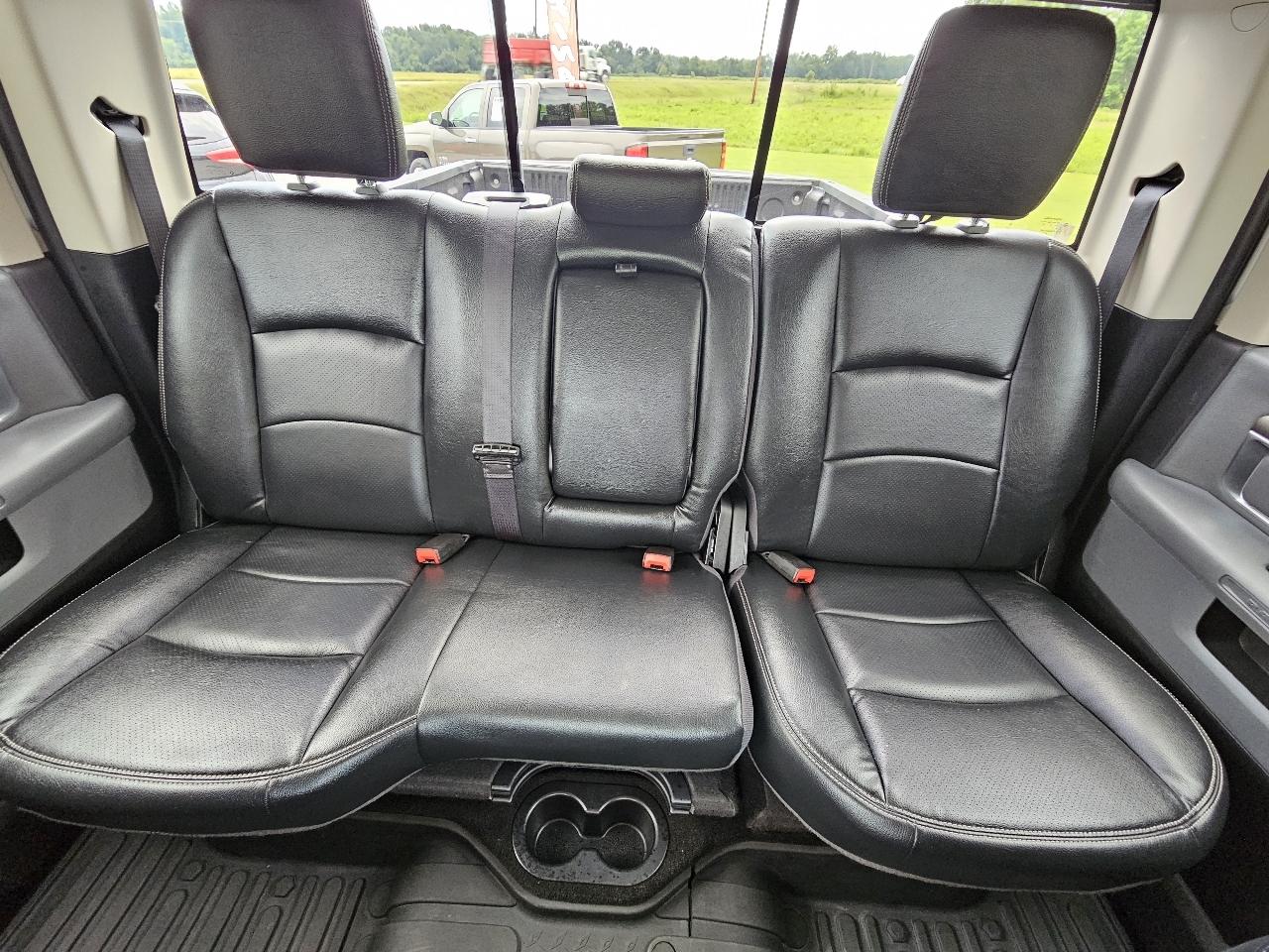 RAM 1500 Big Horn Crew Cab 4WD 2017