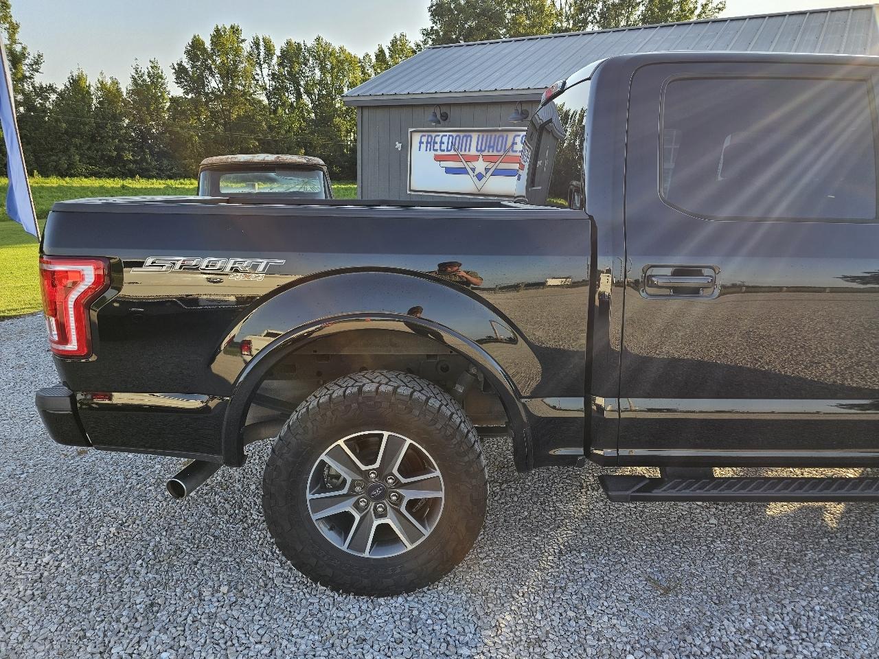 Ford F-150 XLT SuperCrew 5.5-ft. Bed 4WD 2017