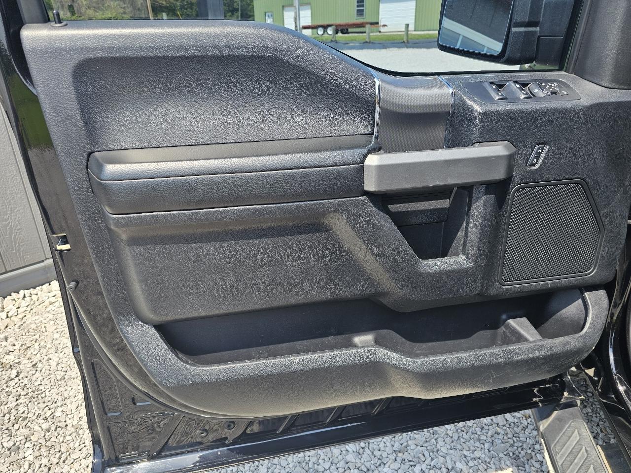 Ford F-150 XLT SuperCrew 5.5-ft. Bed 4WD 2017