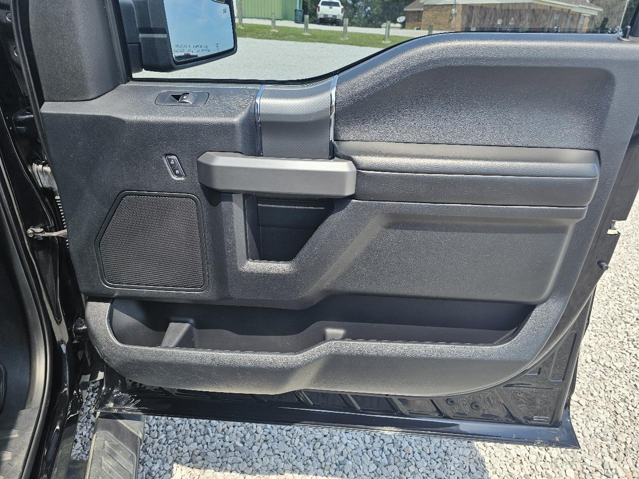 Ford F-150 XLT SuperCrew 5.5-ft. Bed 4WD 2017