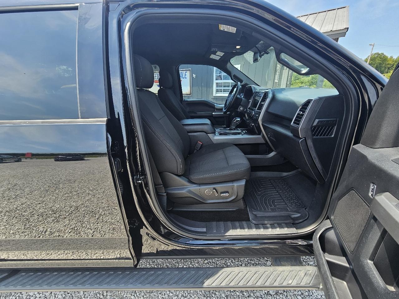 Ford F-150 XLT SuperCrew 5.5-ft. Bed 4WD 2017
