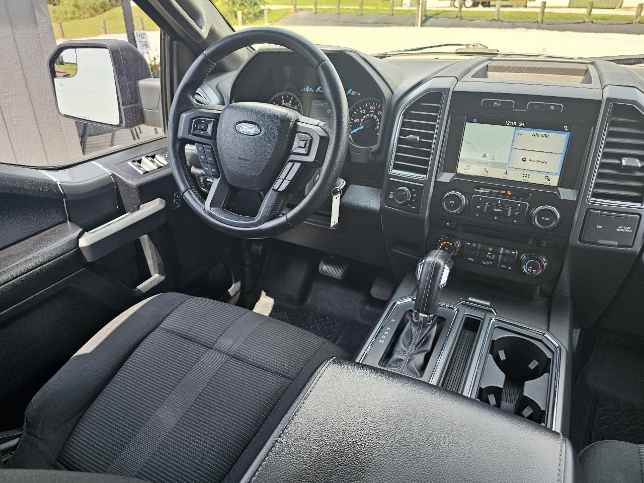 Ford F-150 XLT SuperCrew 5.5-ft. Bed 4WD 2017