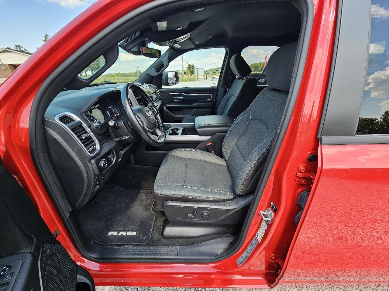 RAM 1500 Big Horn Quad Cab 4WD 2021
