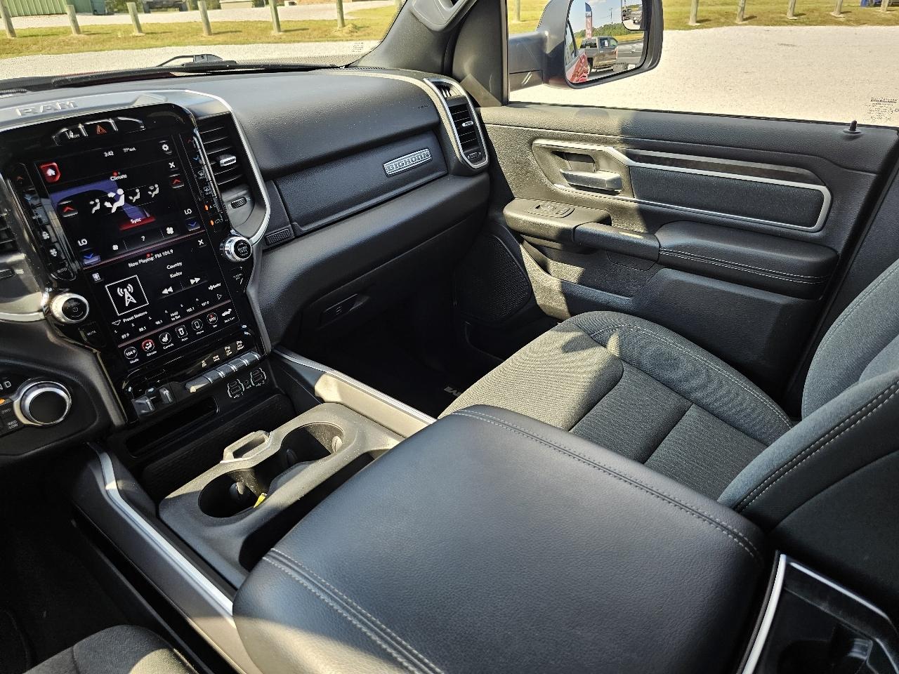 RAM 1500 Big Horn Quad Cab 4WD 2021