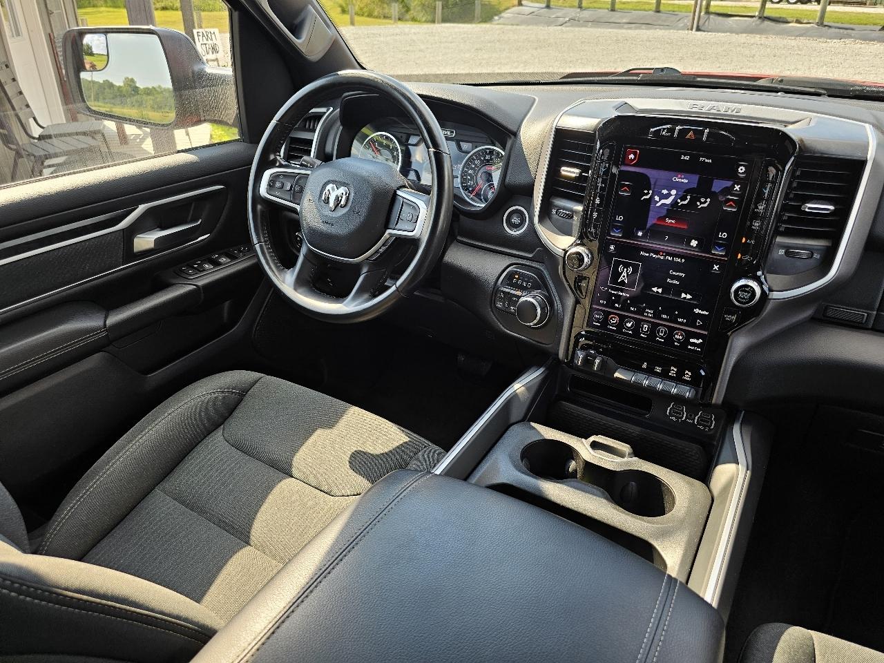 RAM 1500 Big Horn Quad Cab 4WD 2021