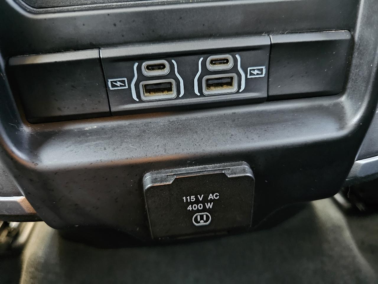 RAM 1500 Big Horn Quad Cab 4WD 2021