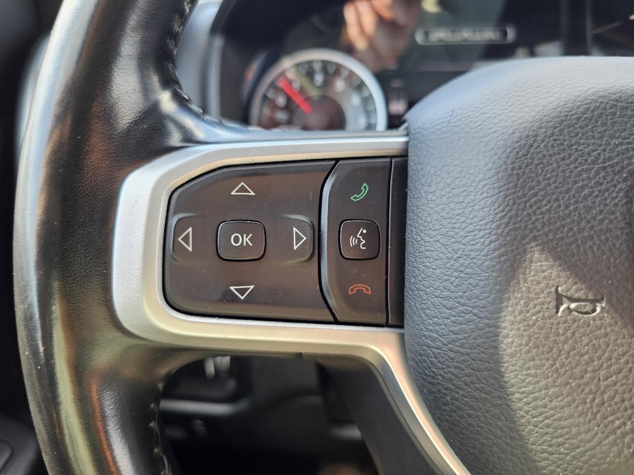 RAM 1500 Big Horn Quad Cab 4WD 2021