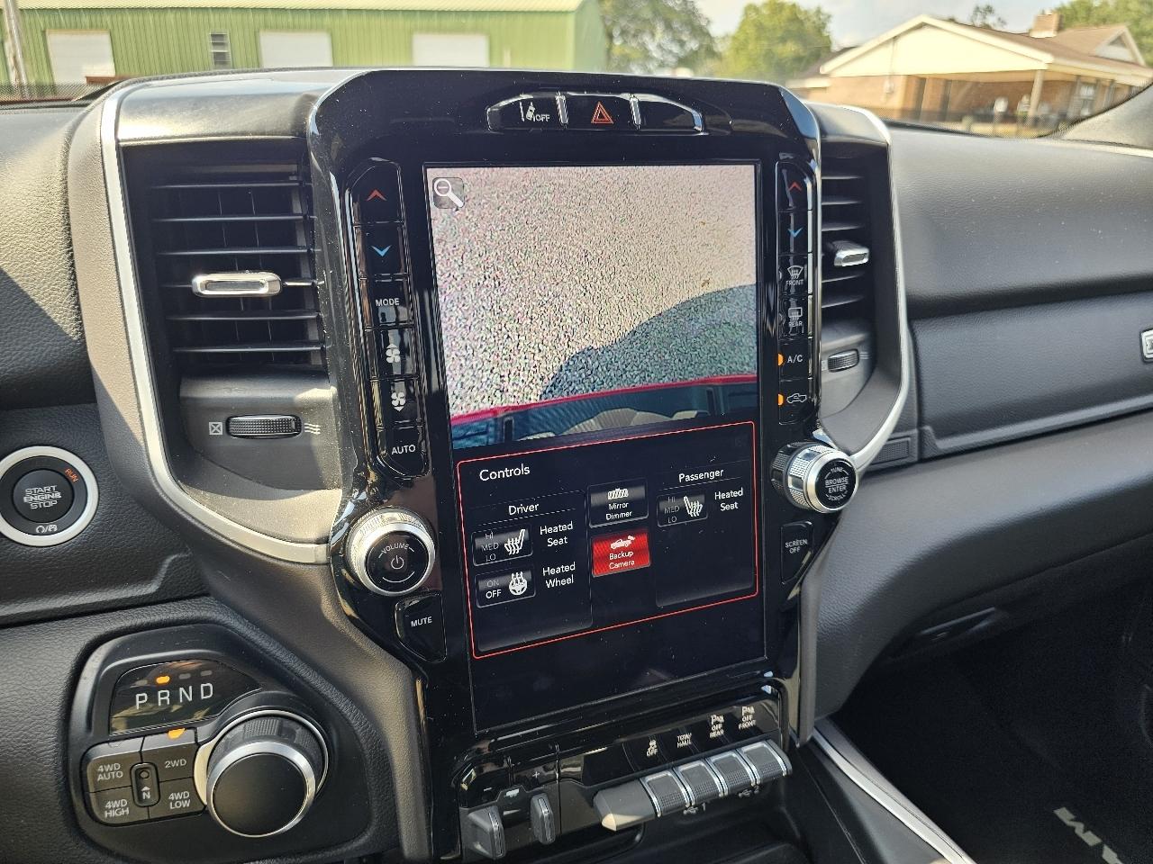 RAM 1500 Big Horn Quad Cab 4WD 2021