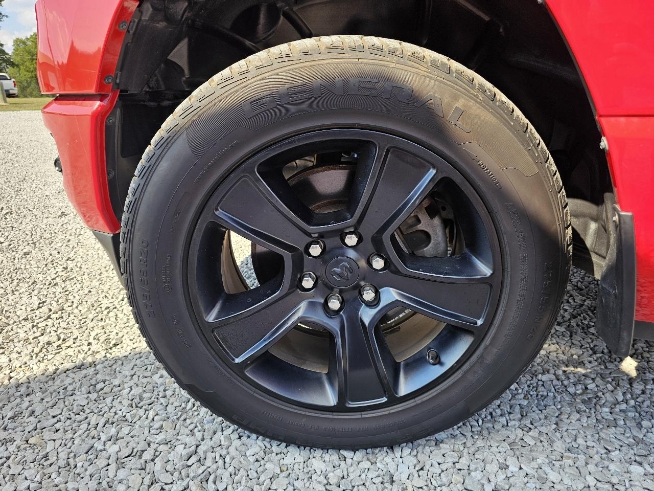 RAM 1500 Big Horn Quad Cab 4WD 2021