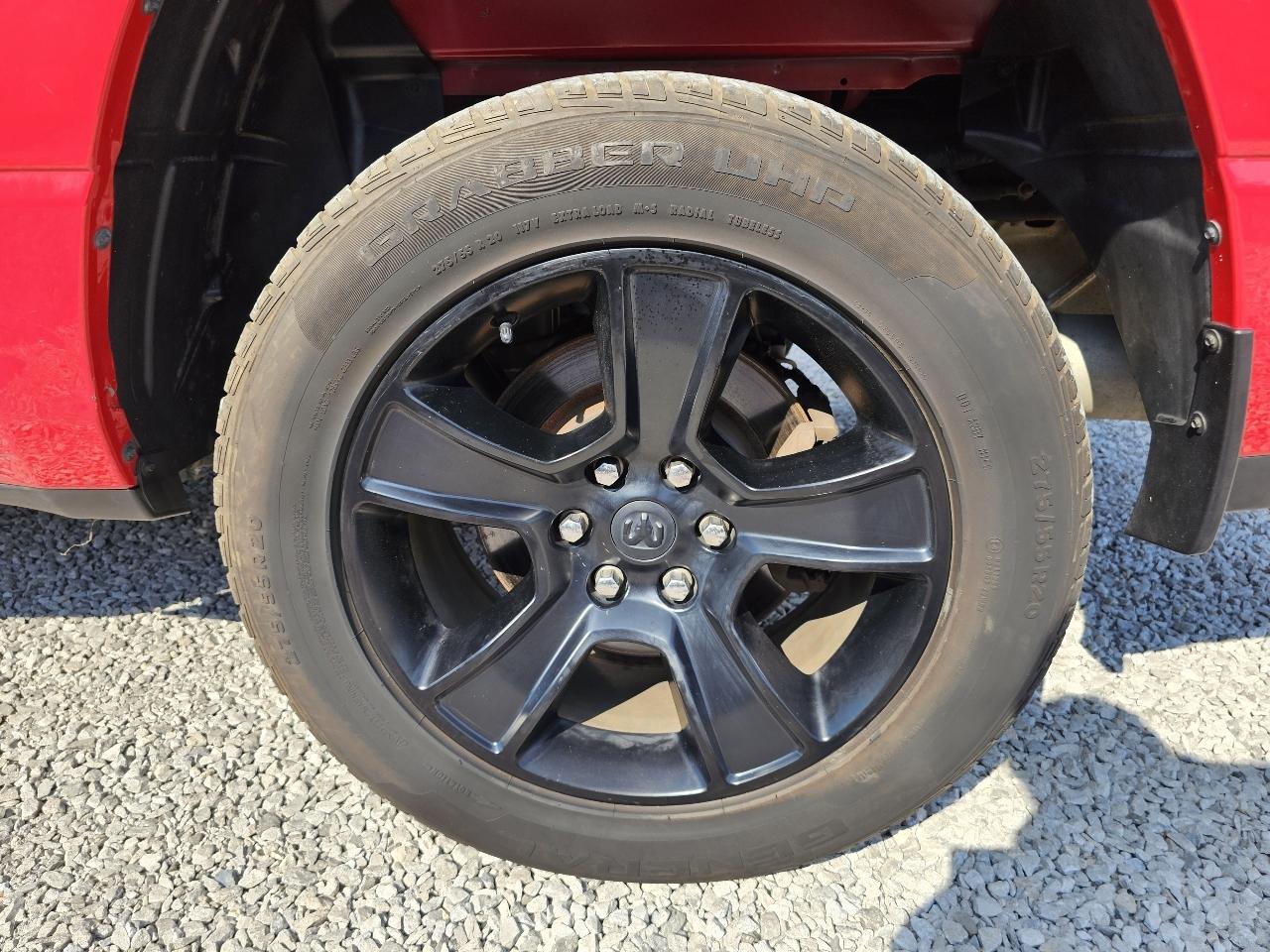 RAM 1500 Big Horn Quad Cab 4WD 2021