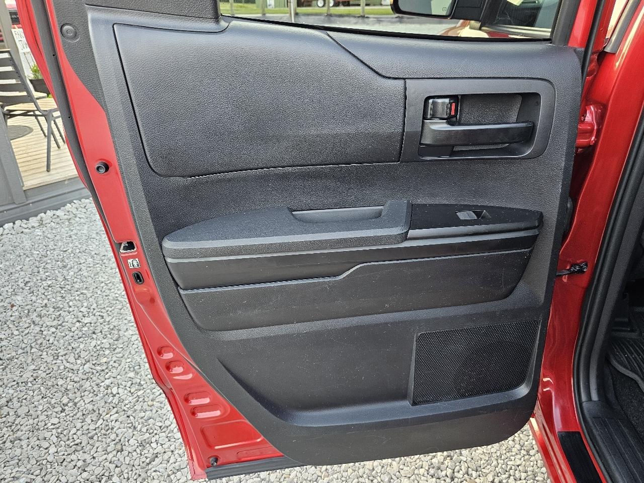2019 Toyota Tundra SR - Photo 18