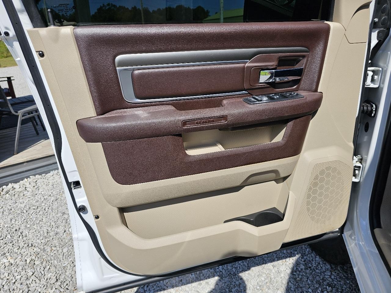 RAM 1500 Classic Big Horn 4x4 Crew Cab 5'7" Box 2019