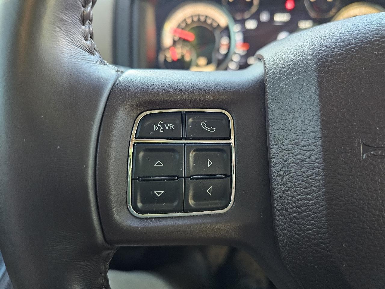 RAM 1500 Classic Big Horn 4x4 Crew Cab 5'7" Box 2019