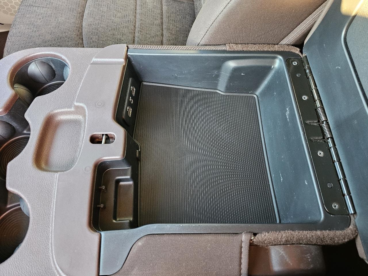 RAM 1500 Classic Big Horn 4x4 Crew Cab 5'7" Box 2019