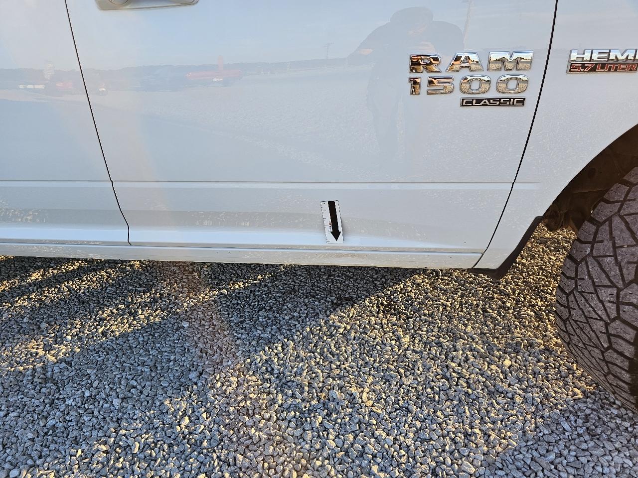 RAM 1500 Classic Big Horn 4x4 Crew Cab 5'7" Box 2019