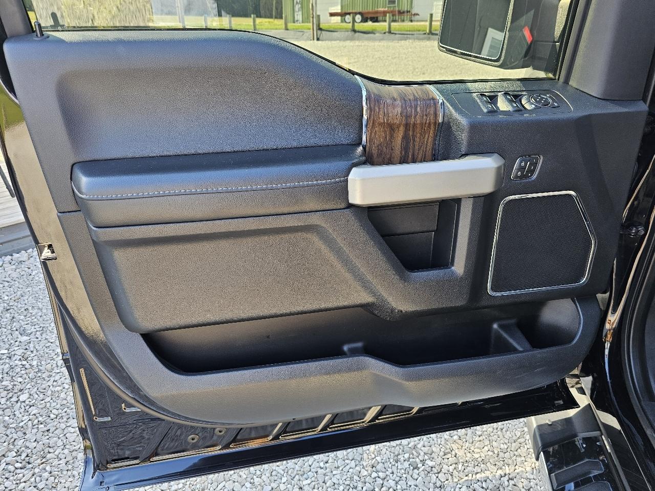 Ford F-150 Lariat SuperCrew 5.5-ft. Bed 4WD 2020