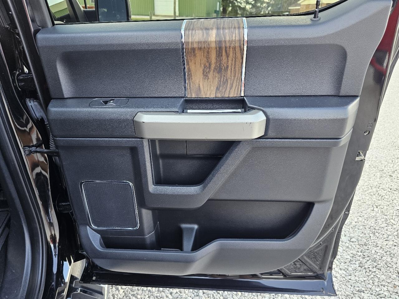 Ford F-150 Lariat SuperCrew 5.5-ft. Bed 4WD 2020