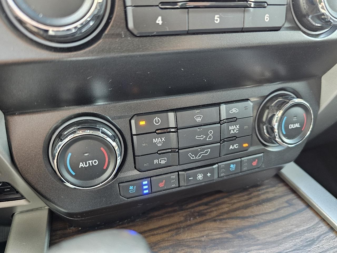 Ford F-150 Lariat SuperCrew 5.5-ft. Bed 4WD 2020