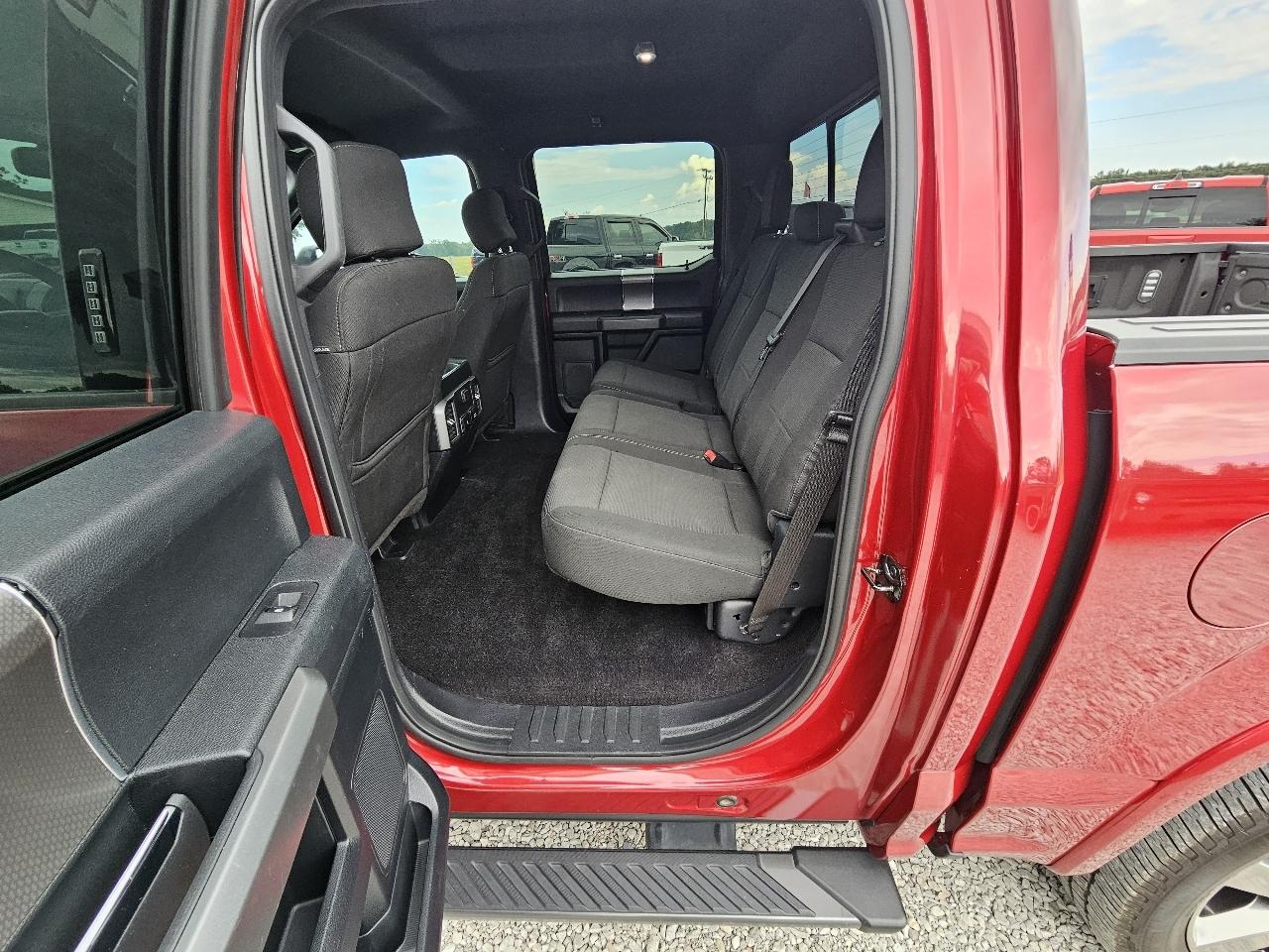 Ford F-150 XLT SuperCrew 5.5-ft. Bed 4WD 2017
