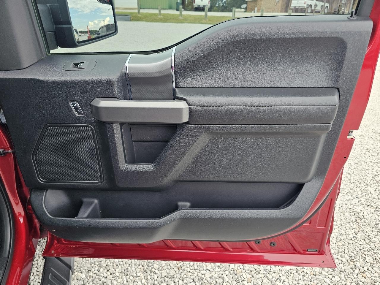 Ford F-150 XLT SuperCrew 5.5-ft. Bed 4WD 2017