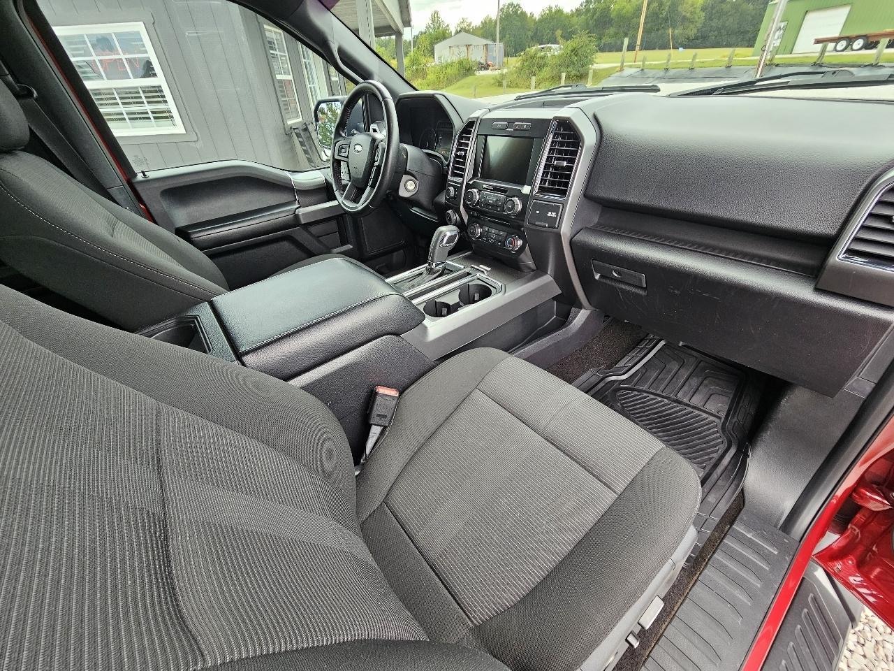 Ford F-150 XLT SuperCrew 5.5-ft. Bed 4WD 2017