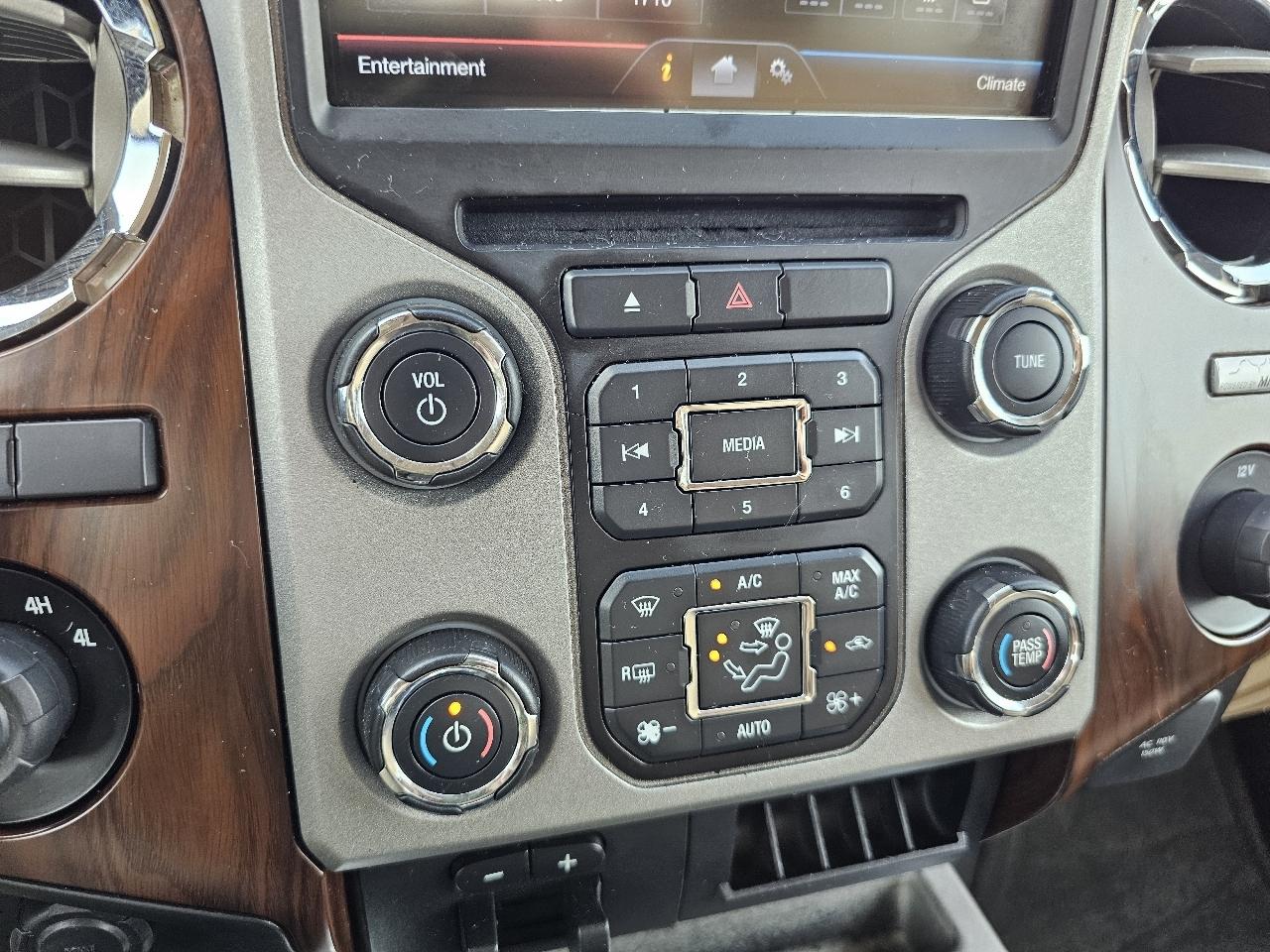 Ford F-250 SD XLT Crew Cab Long Bed 4WD 2013