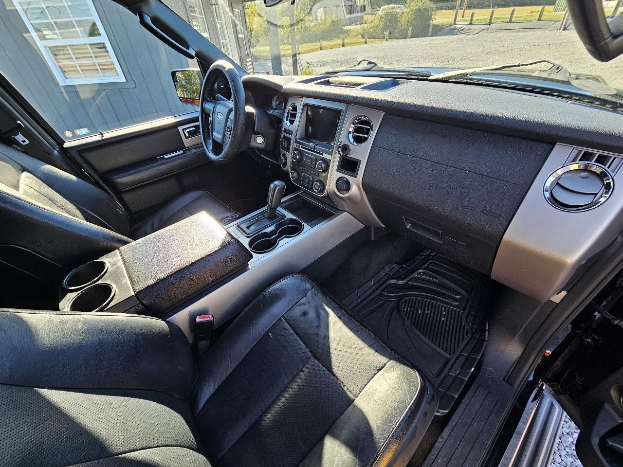 Ford Expedition EL XLT 4WD 2017