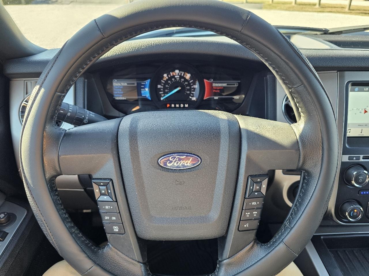 Ford Expedition EL XLT 4WD 2017