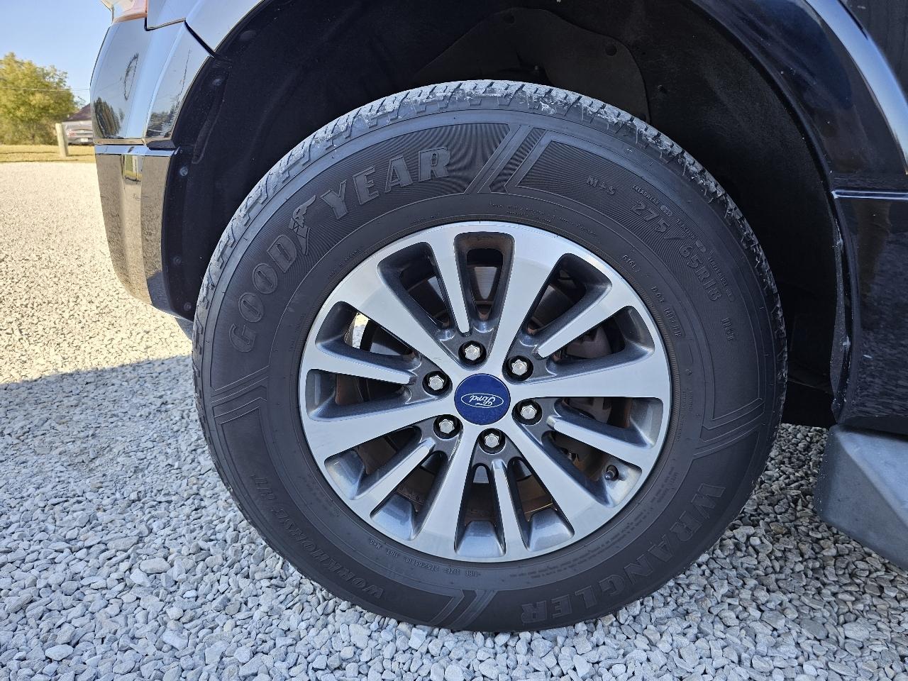 Ford Expedition EL XLT 4WD 2017